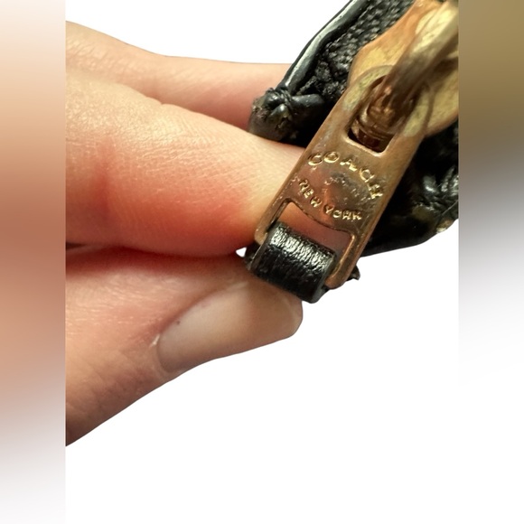 Coach Wild Heart Mini Skinny ID holder Leopard Print Keychain Wallet card holder - Picture 6 of 8